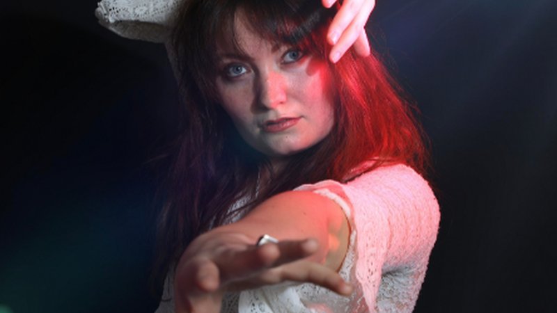 Susanne Sanders - Kate I- The Kate Bush Story
