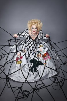 Karin Bloemen - Souvenirs (leesvoorstelling)