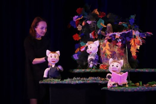 Betovering: Koekla - Drie Biggetjes (3+)
